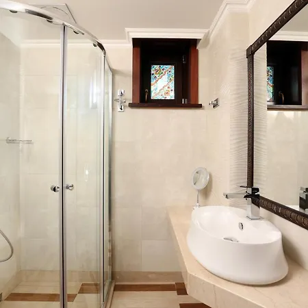Armaco 5*