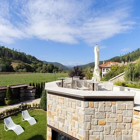 فندق Armaco كوبريفشتيتسا