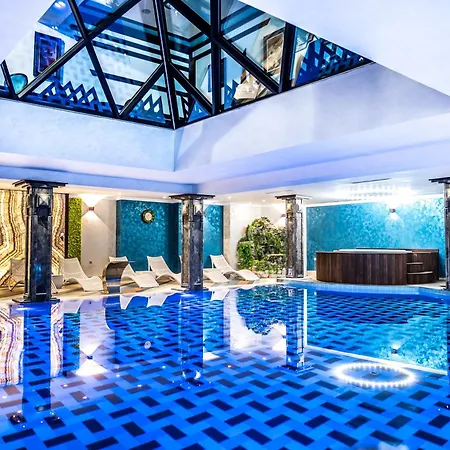 Armaco Hotel 5*